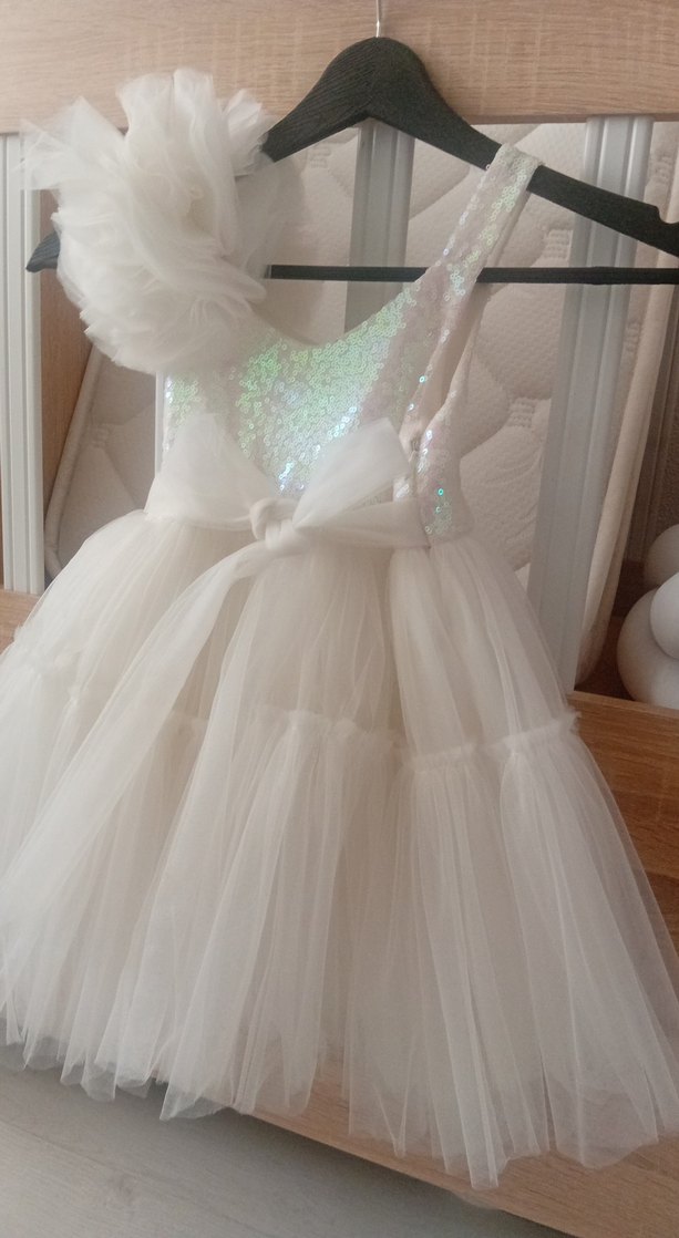 Beyaz Fırfırlı Bohem Kız Çocuk Elbisesi tacıyla beraber - Görsel 2