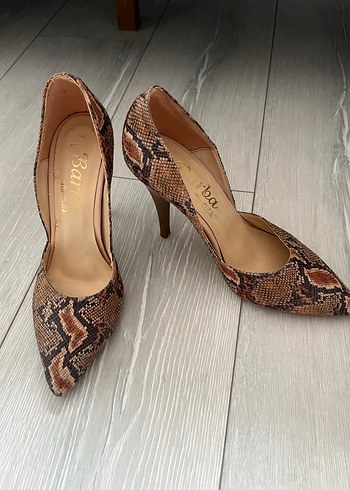 Kahverengi Yılan Desenli Stiletto Topuklu Kadın Ayakkabı - Görsel 5