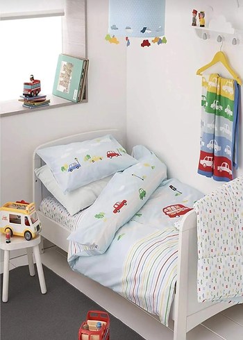 Mothercare Çocuklar için Pastel Renkli Desenli Nevresim Takımı