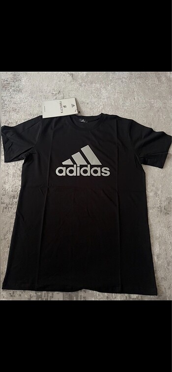 İthal Adidas Siyah Erkek Tişört