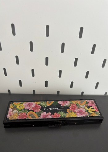 MAC Çok Renkli Koyu Göz Farı Paleti
