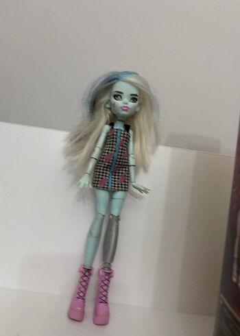 Monster High Pastel Pembe Ayakkabılı Bebek monster high