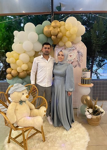 44 Beden Gri Nakışlı Uzun Salaş Abiye Elbise