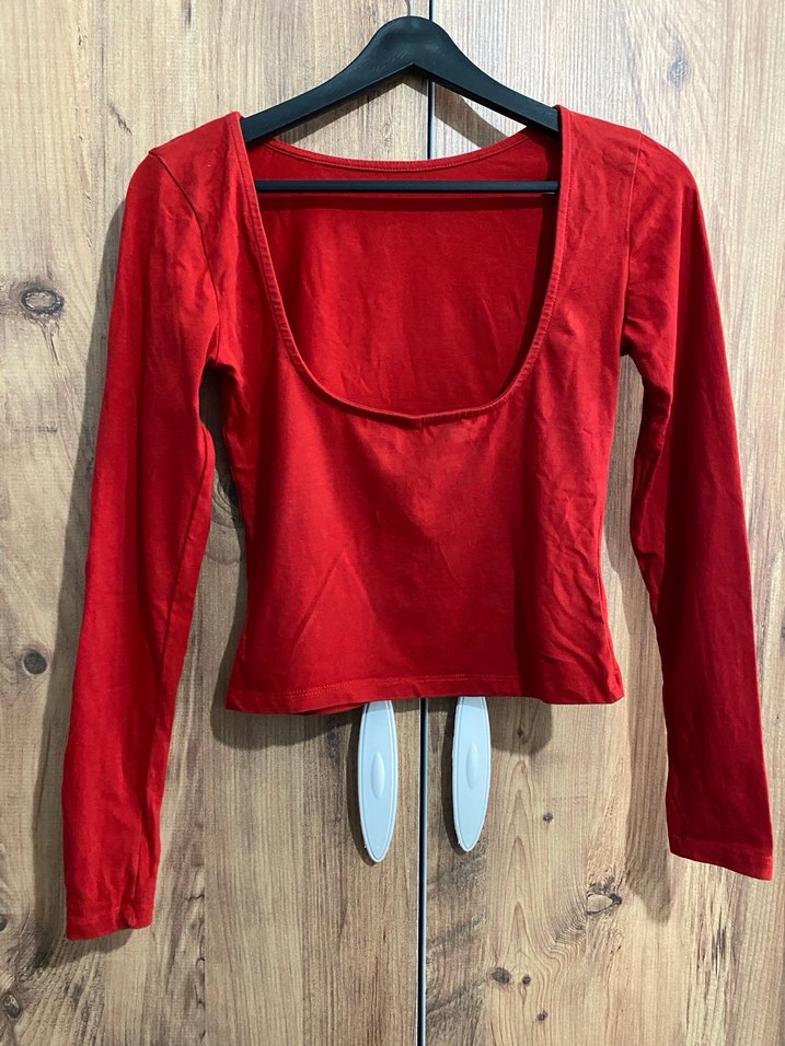 Düğmeli Kırmızı Kadın Uzun Kollu Tişört - Görsel 2