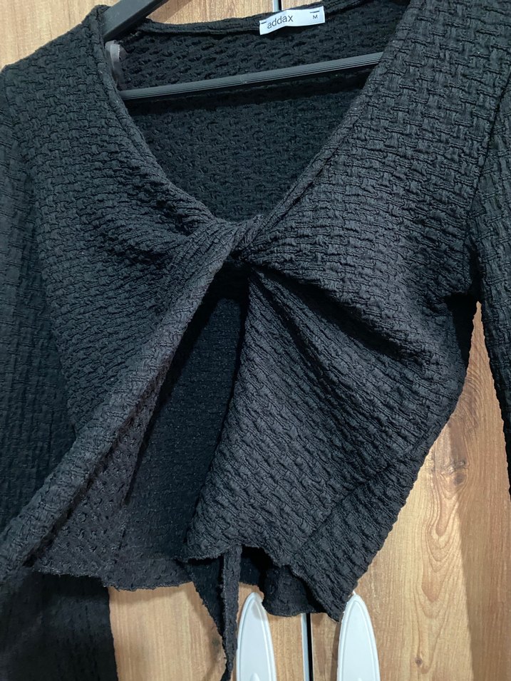 Siyah V Yaka Örgü Mini Bluz - Görsel 3