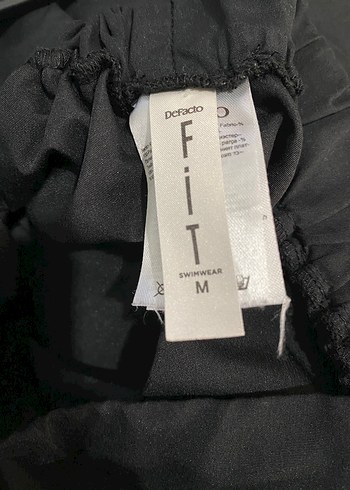 Siyah Mini Spor Kadın Şort - Görsel 3