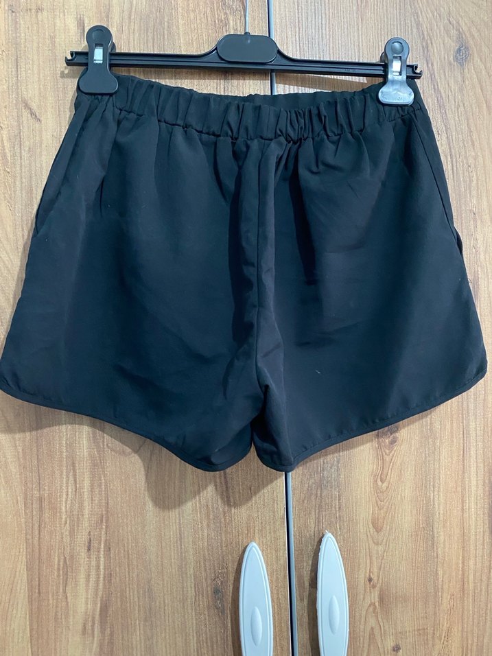 Siyah Mini Spor Kadın Şort - Görsel 2