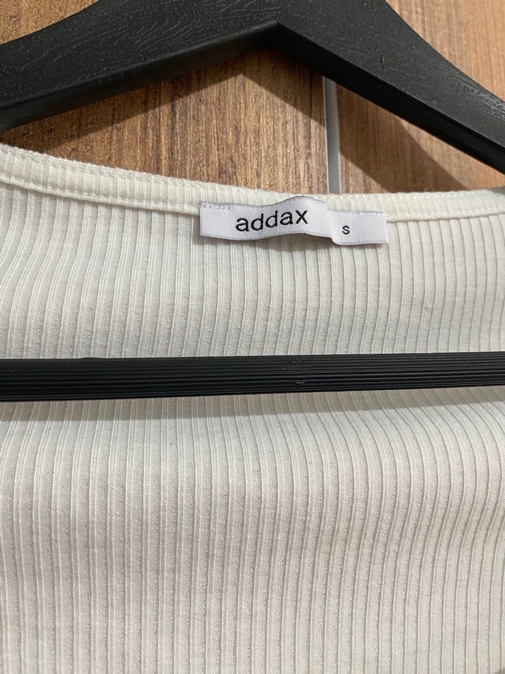 Kadın Beyaz Kısa Kollu Crop Top - Görsel 2