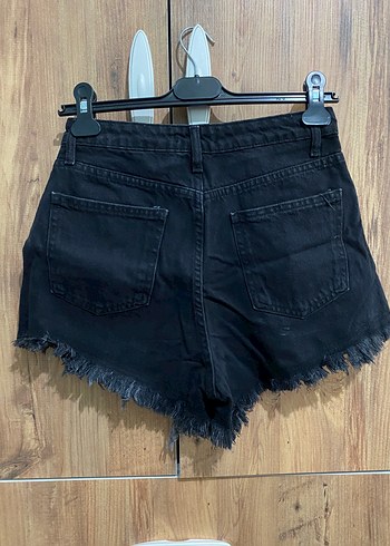 Trendyol & Milla Siyah Salaş Mini Denim Şort
