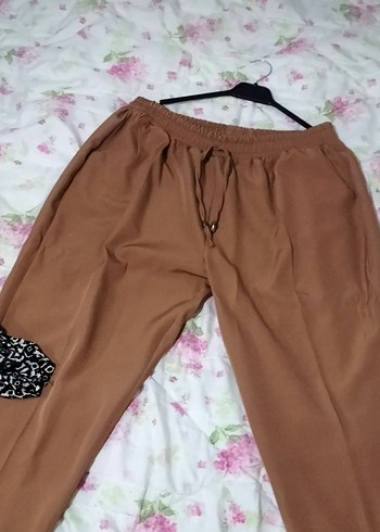 Kadın Kahverengi Bol Kesim Kemerli Kumaş Pantolon