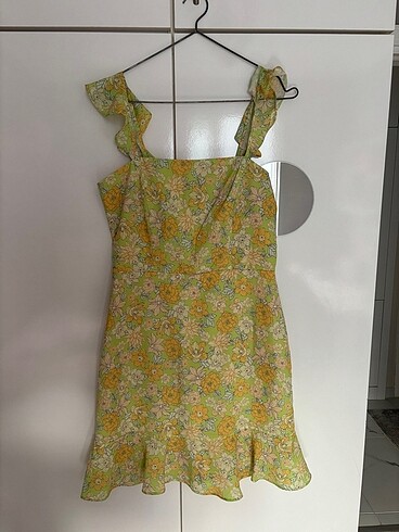 Çiçekli elbise - Görsel 2