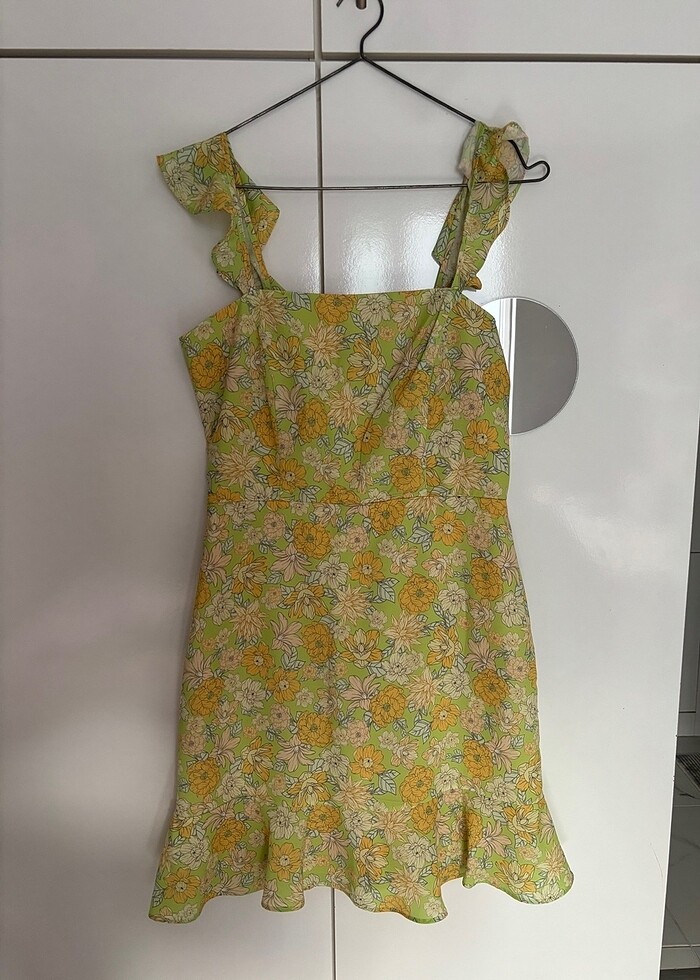 Çiçekli elbise - Görsel 2