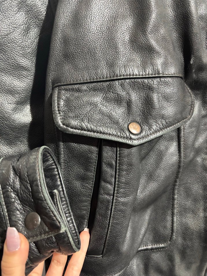 ACİL SATILIK Siyah Gerçek Deri Biker Ceket - Görsel 3