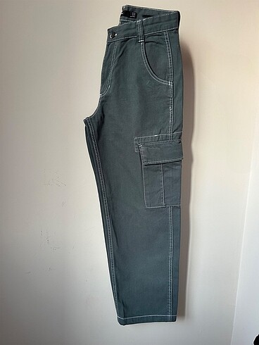 bershka wide leg kargo jean