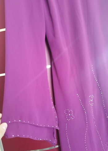 Uzun Kollu Mor İşlemeli Abiye Elbise - Görsel 2