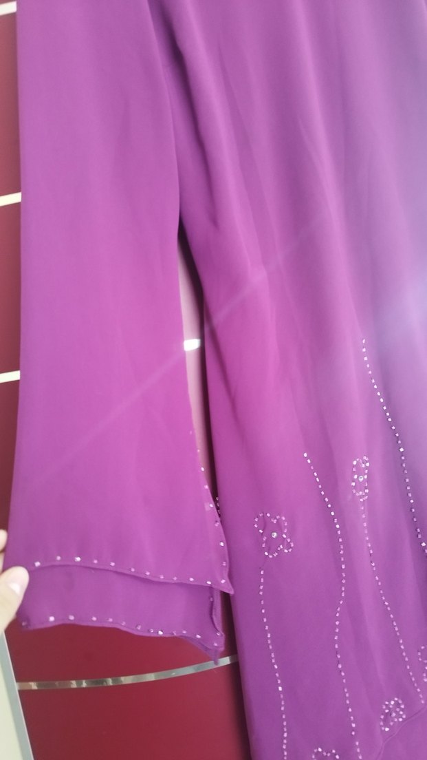 Uzun Kollu Mor İşlemeli Abiye Elbise - Görsel 2