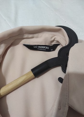 LC Waikiki pudra Uzun Kollu Düğmeli Kadın Gömlek