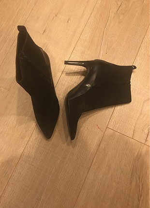 36 Beden Zara bot