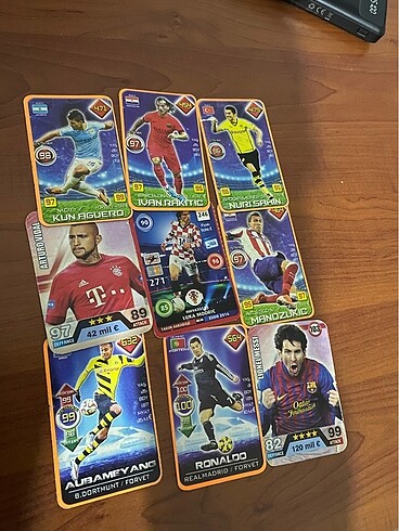 FUTBOLCU KARTLARI