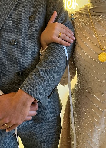 Bej Nakışlı Uzun Kollu Nişan Elbisesi - Görsel 2