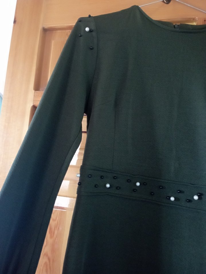 Yeşil Drapeli Uzun Kollu Uzun Elbise - Görsel 3