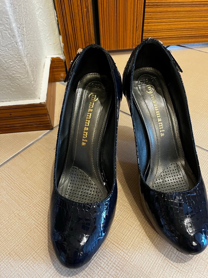 Siyah Parlak Yılan Desenli Tokalı Stiletto - Görsel 4