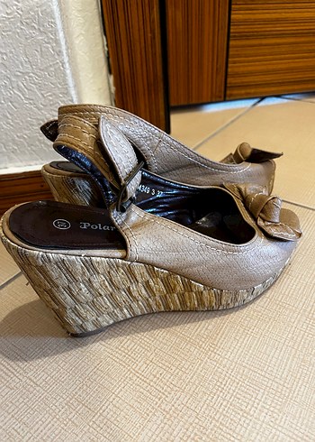 Bej Deri Yılan Desenli Dolgu Topuklu Kadın Ayakkabı - Görsel 6