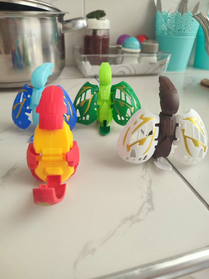 Bakugan Figür - Görsel 2