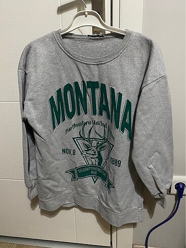 Sweatshirt