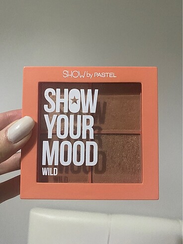 Bronzer aydınlatıcı paleti