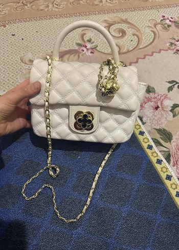 Zincir Detaylı Beyaz Deri Kadın Çanta - Görsel 7