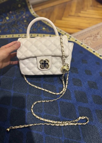 Beyaz Zincir Detaylı Deri Kadın Çanta - Görsel 2