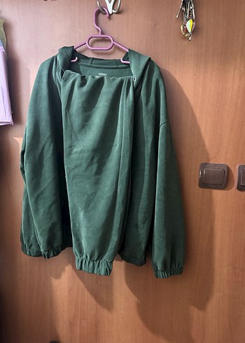 Kadın Yeşil Kapüşonlu Fermuarlı Sweatshirt - Görsel 4