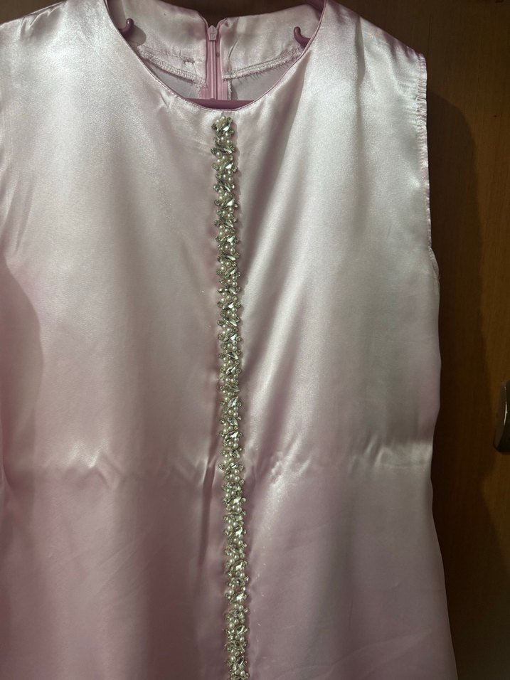 Pembe Saten İşlemeli Uzun Elbise - Görsel 5