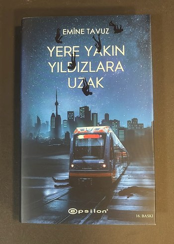 Yere Yakın Yıldızlara Uzak Ciltli - Emine Tavuz