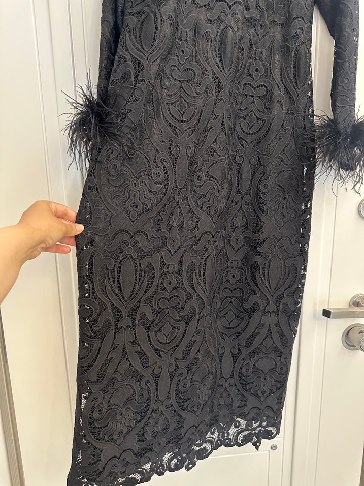 selvi çetin güpürlü
Kolu tüylü
Abiye - Görsel 3