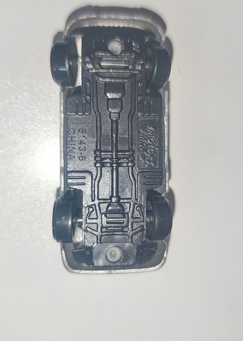 Gri Oyuncak Araba - Görsel 4