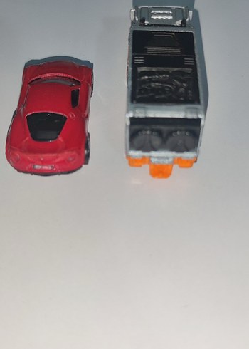 2 Adet Matchbox Oyuncak Araba - Görsel 3