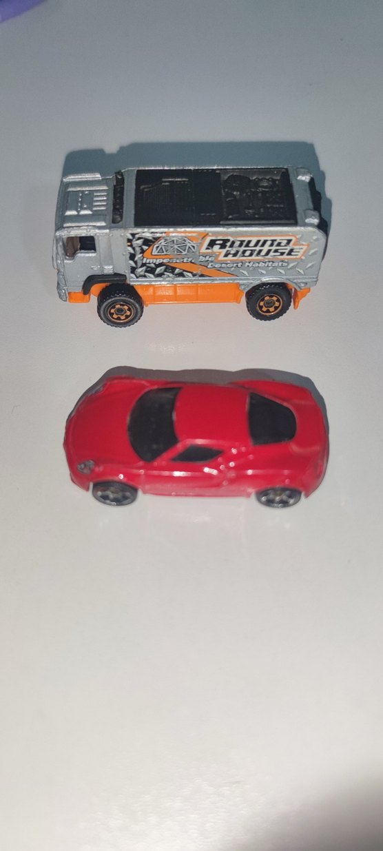 2 Adet Matchbox Oyuncak Araba - Görsel 2