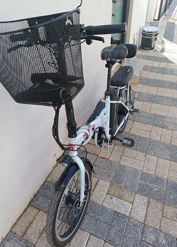 Beden Beyaz Katlanabilir Elektrikli Bisiklet