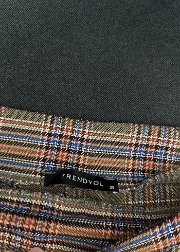 Kareli Pilili Kısa Kadın TrendyolmillaŞort - Görsel 2