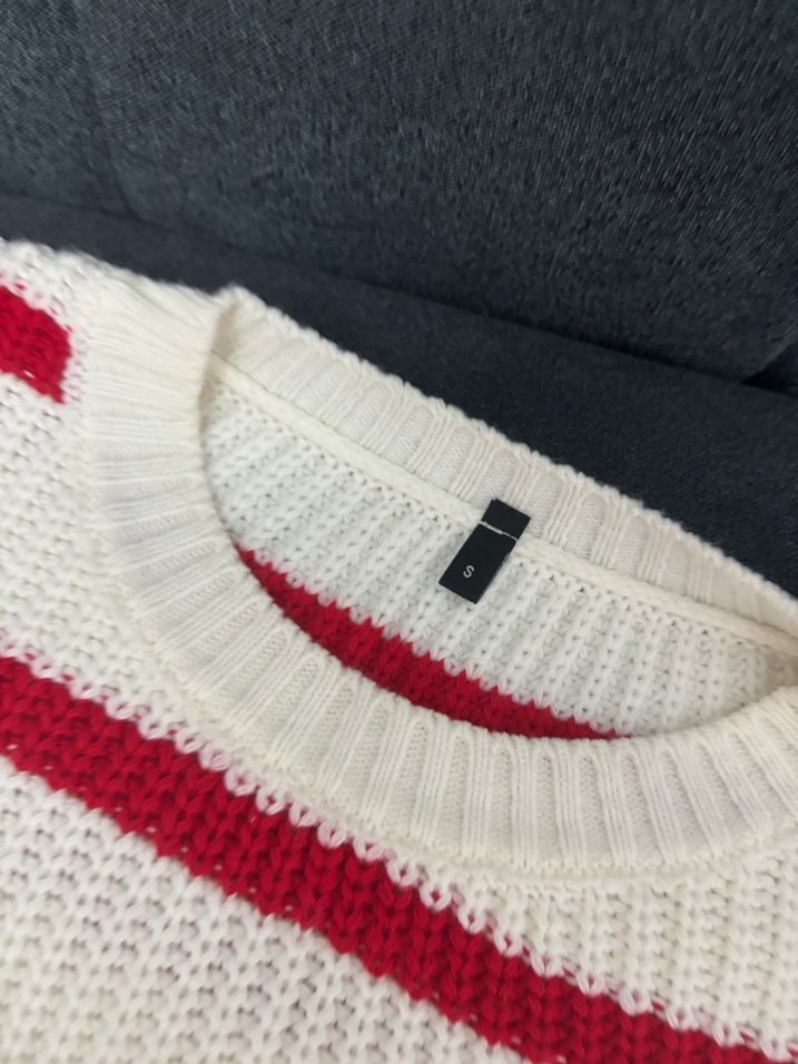 Kırmızı Çizgili Kadın Triko Kazak - Görsel 2