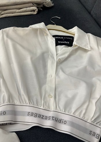 Uzun Kollu Beyaz crop Gömlek - Görsel 2