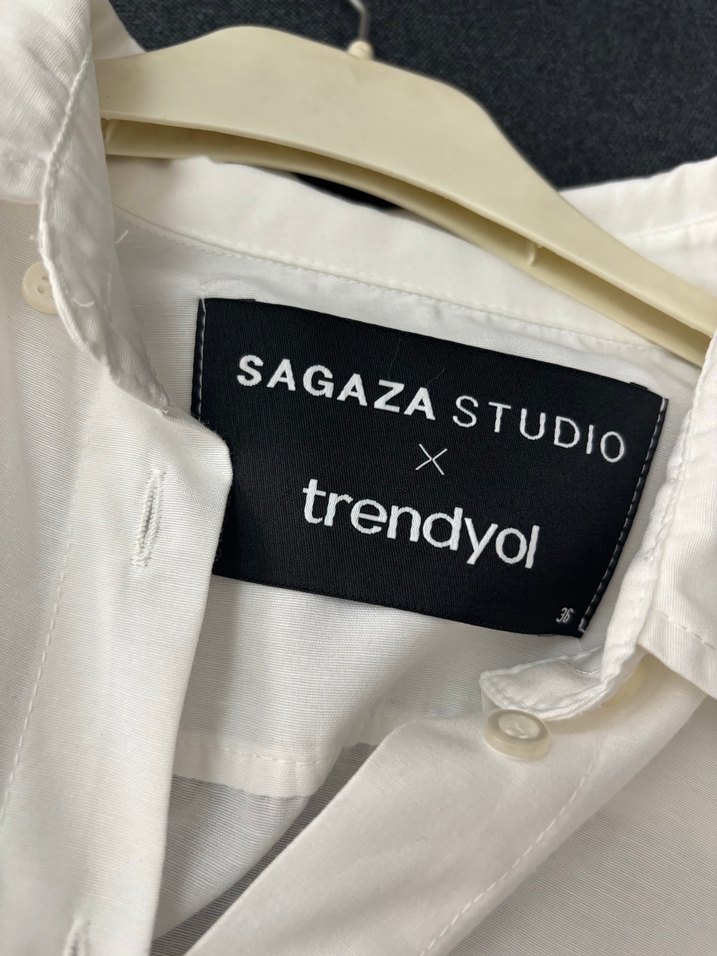 Uzun Kollu Beyaz crop Gömlek - Görsel 4