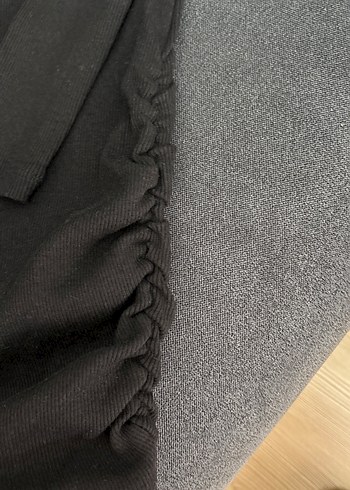 Siyah Kare Yakalı Uzun Kollu Elbise - Görsel 3