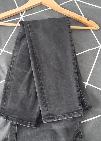 Siyah Dar Kesim Denim Kadın Pantolon - Görsel 5