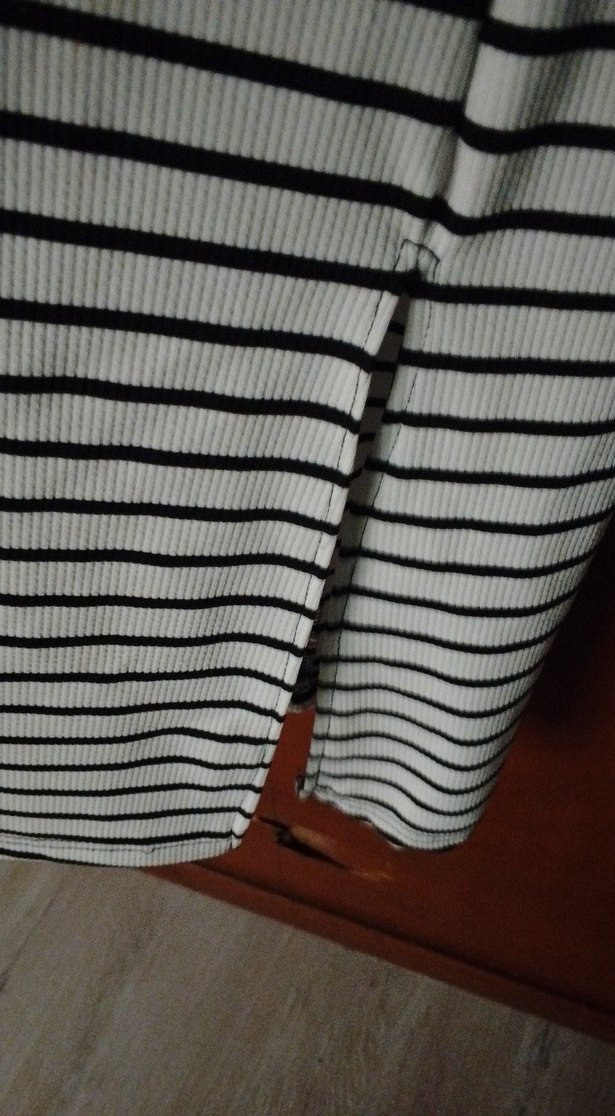 Gri Çizgili Kısa Kollu Uzun Elbise - Görsel 3