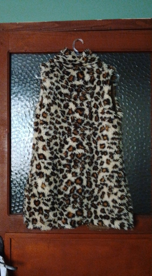 Leopar Desenli Uzun Kürk Detaylı Kadın Yelek - Görsel 2