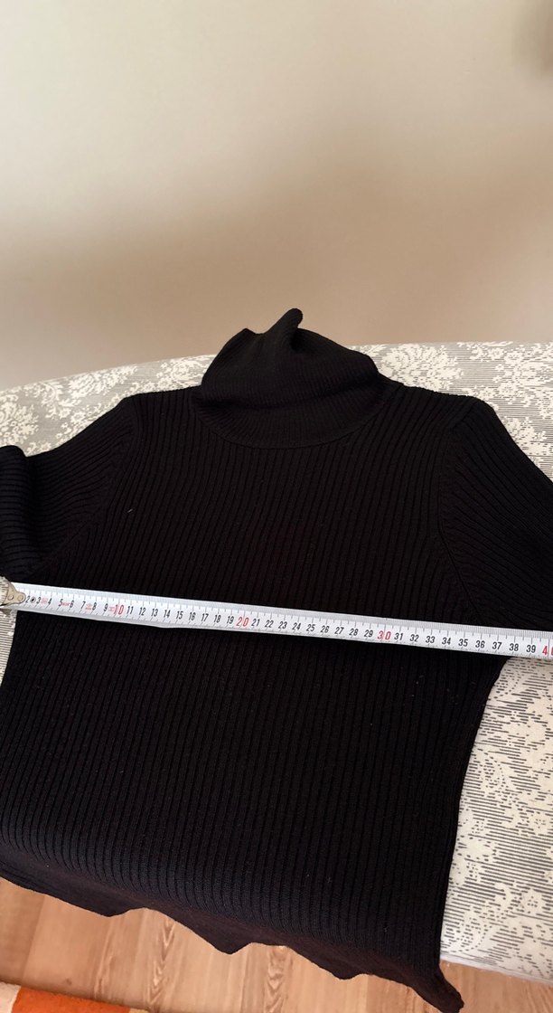 Siyah Uzun Kollu Balıkçı Yaka Triko Kazak - Görsel 4