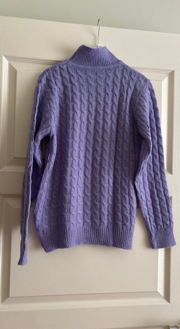 Mor Örgü Boğazlı Kadın Kazak - Görsel 2